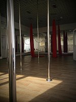 Daiquiri pole dance studio--  