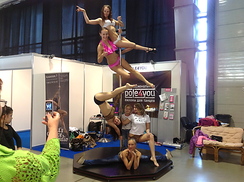 Подиум для танцев с пилоном POLE STAGE