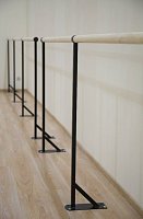 Monella-Pole Dance Studio