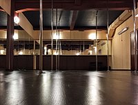 Feelings Pole Studio-Студия танца на пилоне в сердце столицы
