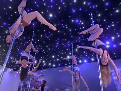 Студии pole dance: интерьер для вдохновения