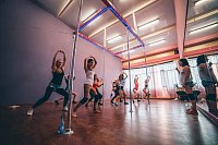 POLE DANCE KALUGA-POLE DANCE KALUGA студия танца Марины Калининой