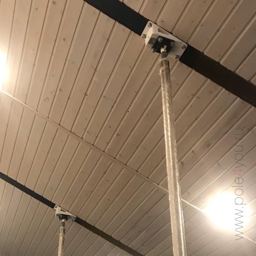 Наклонный сварной кронштейн для установки пилона на неровный потолок фото 3