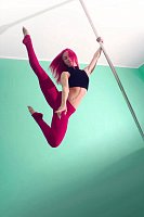 Alis-   . Pole dance 