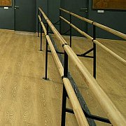 Хореографический (балетный) станок как обязательный атрибут танцевальной студии